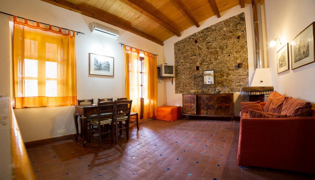 B&B Il Padrino Savoca Habitación foto