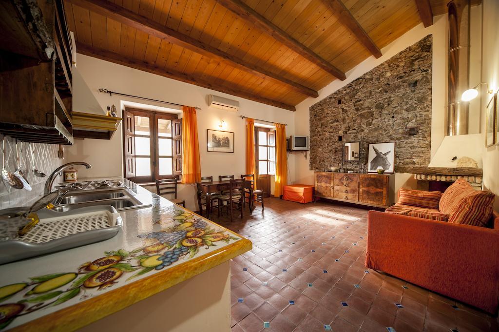 B&B Il Padrino Savoca Habitación foto